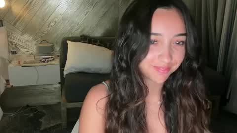 Snapshot of emilyfawn chatting on 09.28.25 emilyfawn online show from 09.28.25