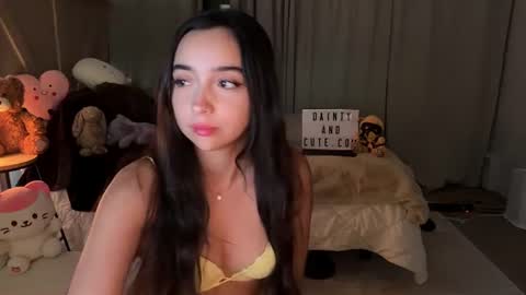 Snapshot of emilyfawn chatting on 06.16.26 emilyfawn online show from 06.16.26