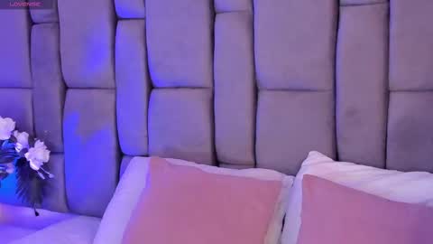 Emily Flame online show from 10.11.25