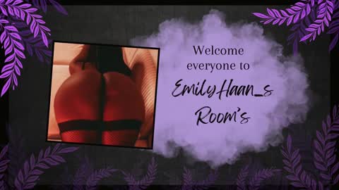 Snapshot of emilyhaan_ chatting on 02.05.25 Emily online show from 02.05.25