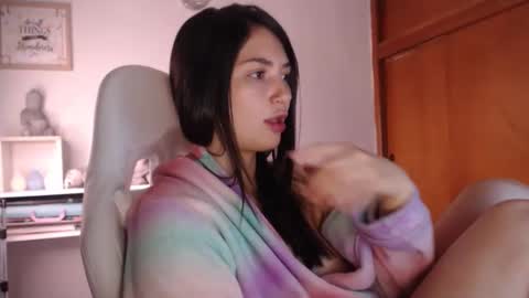 Snapshot of emilyjangcandy_ chatting on 10.18.25 Emily Jang online show from 10.18.25