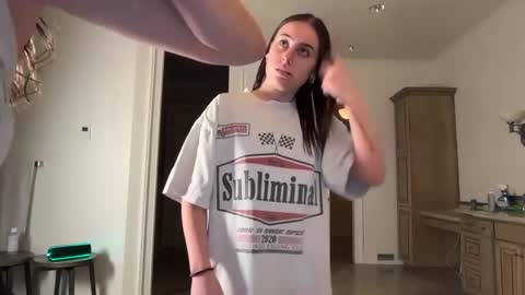 Snapshot of emilyparkerrr chatting on 02.26.26 emilyparkerrr online show from 02.26.26