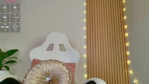 Emily  online show from 11.09.25