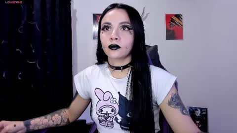Snapshot of emilyrymer chatting on 07.09.26 Emily Support me to have 100 likes plx online show from 07.09.26