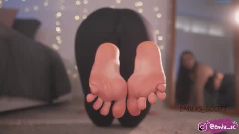 Snapshot of emilys_scott chatting on 03.06.26 Emy online show from 03.06.26