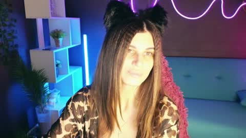 Snapshot of emilytucker chatting on 01.13.25 Emily online show from 01.13.25