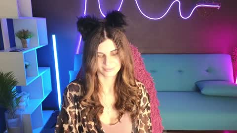 Snapshot of emilytucker chatting on 01.13.25 Emily online show from 01.13.25