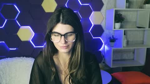 Snapshot of emilytucker chatting on 01.15.25 Emily online show from 01.15.25
