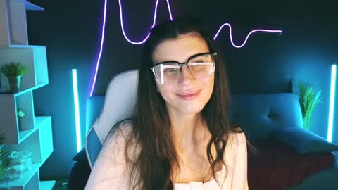Snapshot of emilytucker chatting on 02.01.25 Emily online show from 02.01.25