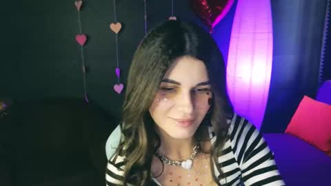 Snapshot of emilytucker chatting on 02.16.25 Emily online show from 02.16.25