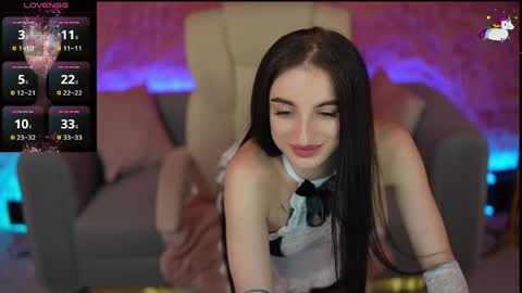 emilyymoon online show from 05.26.26