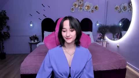Snapshot of emilyyswonn chatting on 10.27.25 Emily online show from 10.27.25