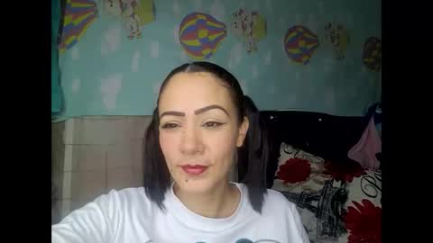 L i a    time online 7am - 1pm Gtm-5  online show from 01.06.26