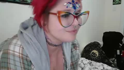 Snapshot of emma4269 chatting on 12.18.24 emma lotacurves online show from 12.18.24