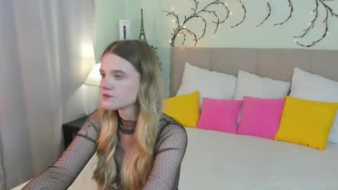 emma__peach online show from 05.12.26