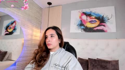 Snapshot of emma__smith01 chatting on 09.09.25 Emma online show from 09.09.25