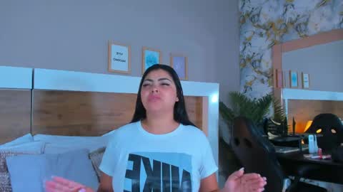 Emma  online show from 05.12.26