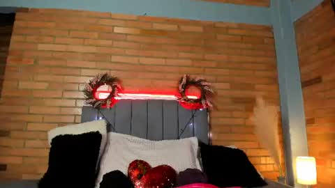 Hey Im EmmaHelp me reach 100 likes online show from 06.22.26