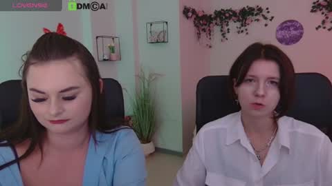 Snapshot of emma_bless_ chatting on 07.28.26 your Emma online show from 07.28.26