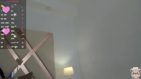 Snapshot of emma_castilloo chatting on 12.13.24 Emma Castillo online show from 12.13.24