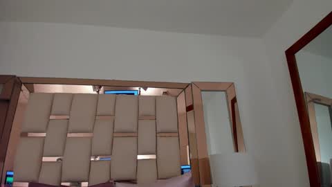 Snapshot of emma_castilloo chatting on 02.02.25 Emma Castillo online show from 02.02.25