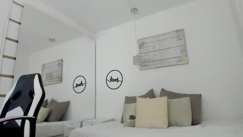 Snapshot of emma_castilloo chatting on 03.06.25 Emma Castillo online show from 03.06.25