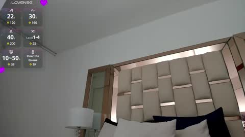 Snapshot of emma_castilloo chatting on 03.08.25 Emma Castillo online show from 03.08.25