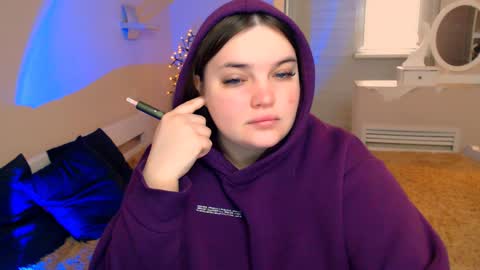 Snapshot of emma_dorn chatting on 01.19.25 Eva online show from 01.19.25