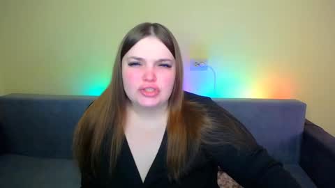 Snapshot of emma_dorn chatting on 02.06.25 Eva online show from 02.06.25