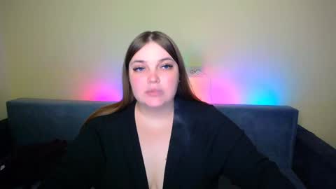Snapshot of emma_dorn chatting on 02.07.25 Eva online show from 02.07.25