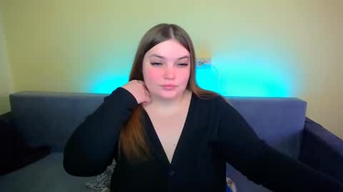 Snapshot of emma_dorn chatting on 02.13.25 Eva online show from 02.13.25