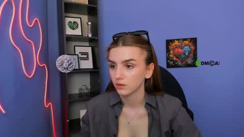 Emma online show from 04.15.26