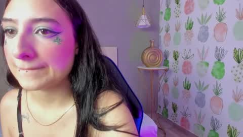 E M M A online show from 03.18.26