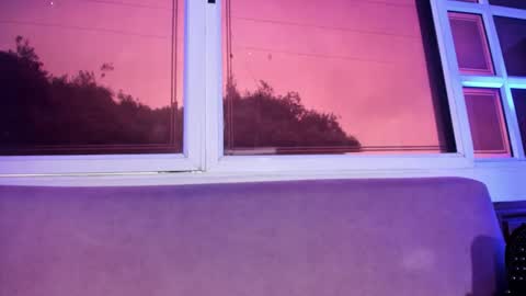 emma_jhoons online show from 02.10.26