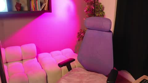 Emma online show from 06.23.26