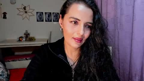  emma luxy online show from 04.08.26