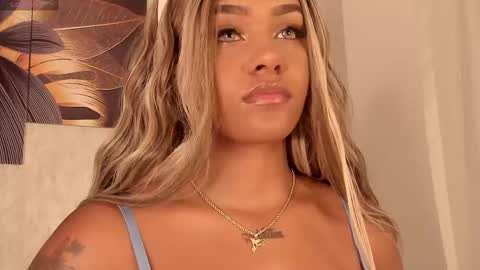 Snapshot of emma_morgann chatting on 02.22.25 Emma Morgann online show from 02.22.25