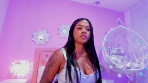 Emma Morgann online show from 11.21.25