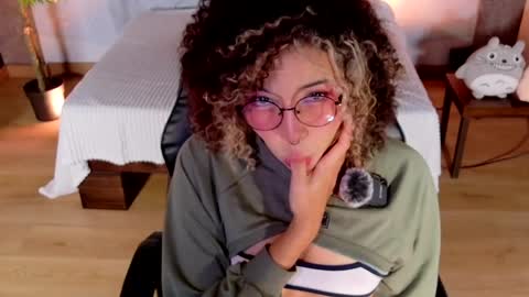     online show from 05.06.26