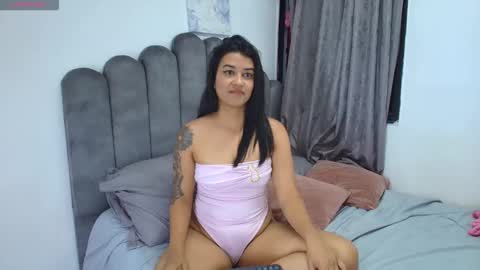 emma_saenz01 online show from 05.12.26
