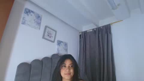 emma_saenz01 online show from 07.07.26