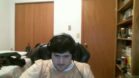 Snapshot of emma_the_boy chatting on 12.03.24 emma_the_boy online show from 12.03.24