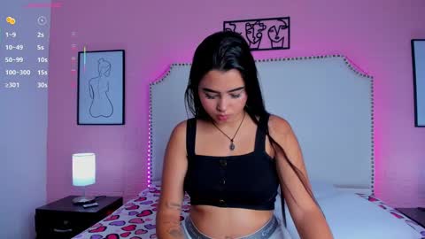 emma_whitee_ online show from 09.13.25