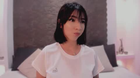 Snapshot of emma_woods__ chatting on 10.19.25 emma_woods__ online show from 10.19.25