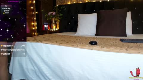 Snapshot of emma_xue chatting on 12.14.24 Emma online show from 12.14.24