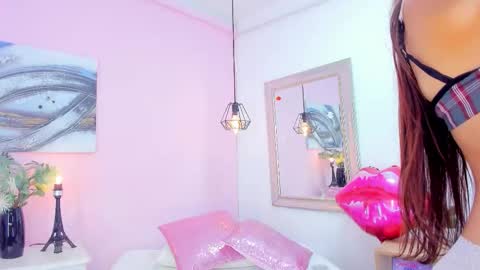 Emma  online show from 02.05.26