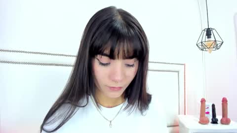 Emma  online show from 05.21.26