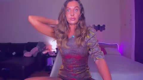 Emma online show from 09.16.25