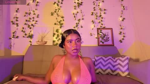 Emma online show from 10.29.25