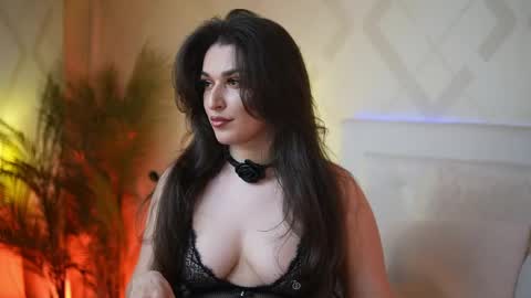  Emma  online show from 04.14.26